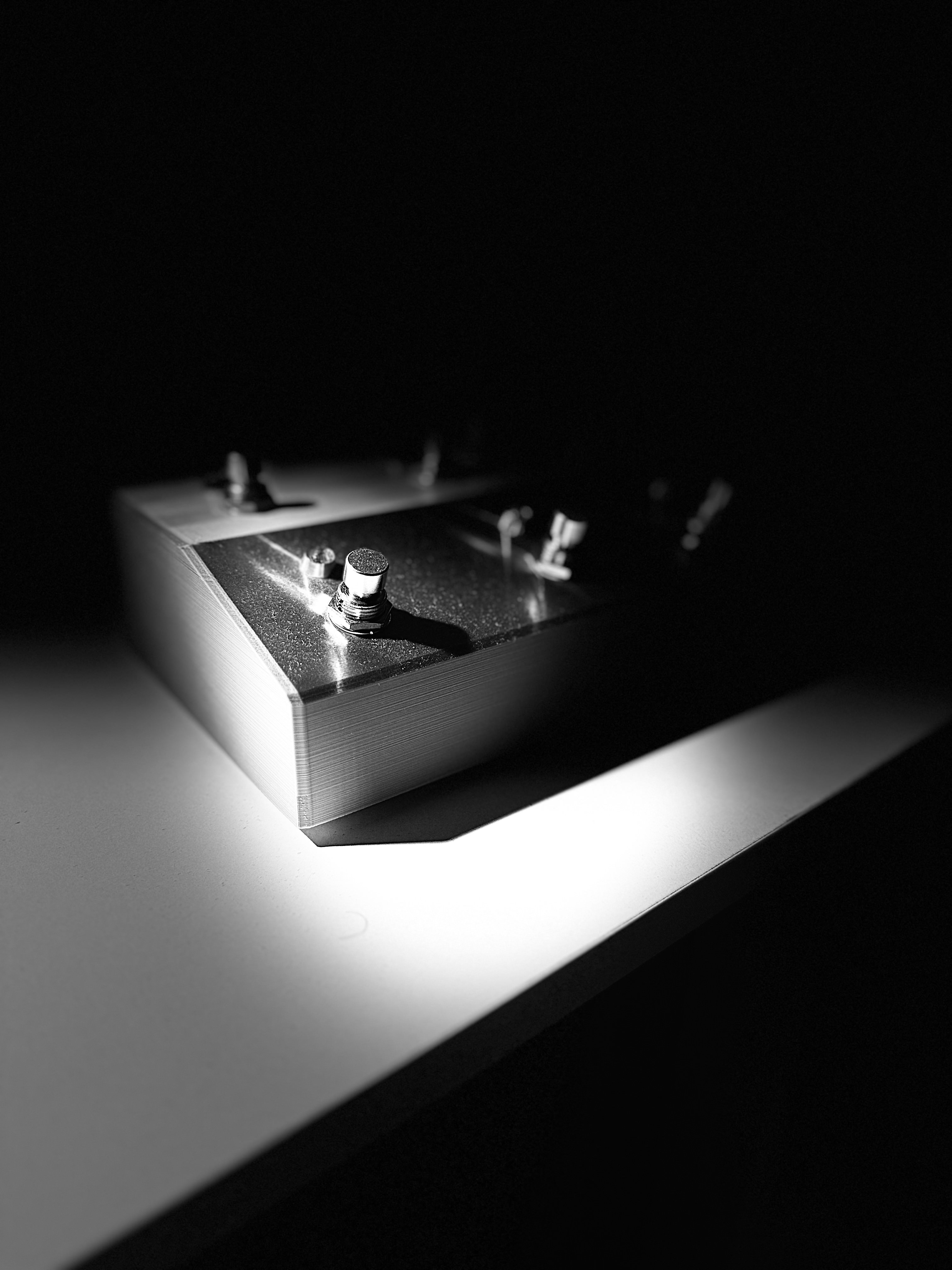Top view of the eight-button MIDI footswitch